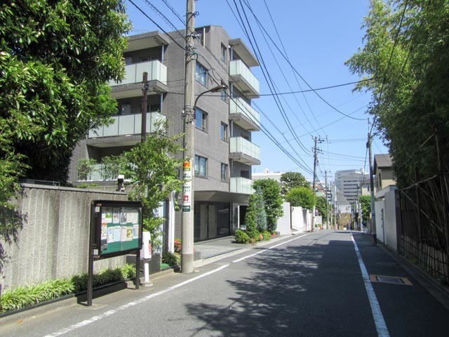 市谷砂土原町パークハウスの外観