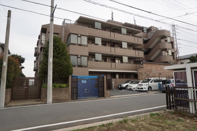 ナイスアーバンヒルズ鶴見旭台の外観
