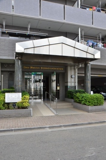 ライオンズマンション新小岩親水公園のエントランス