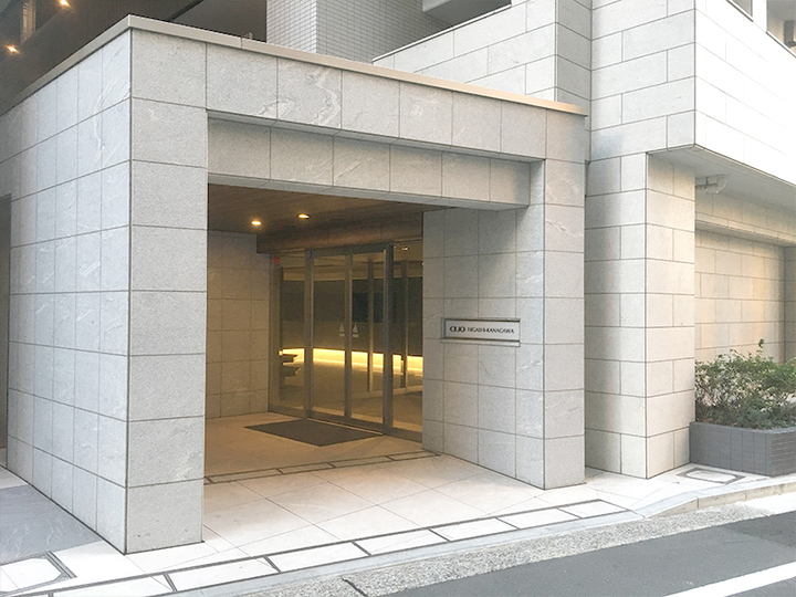 クリオ東神奈川のエントランス