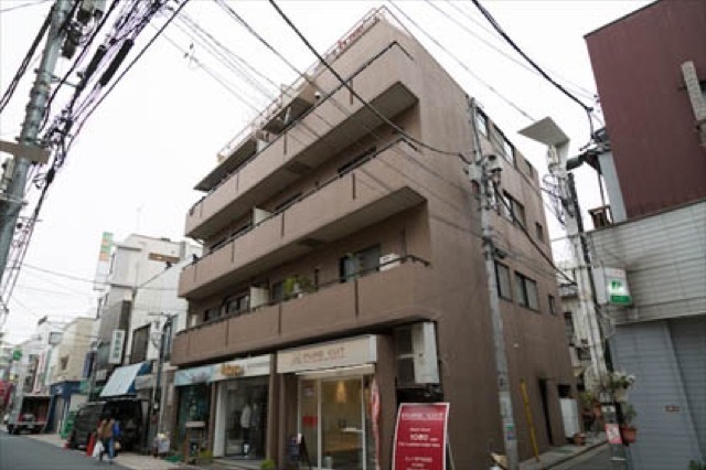 ラメール西荻の外観