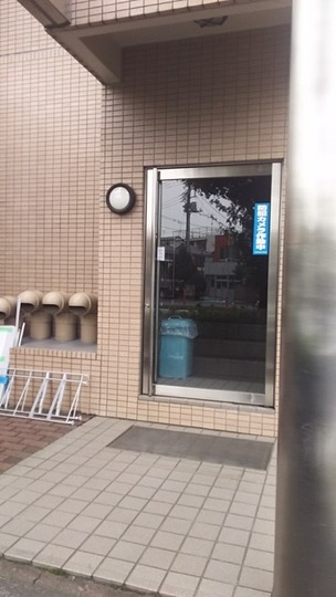 オーベル上馬B棟のエントランス