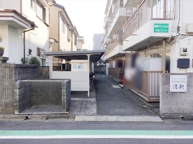 清新マンションのエントランス