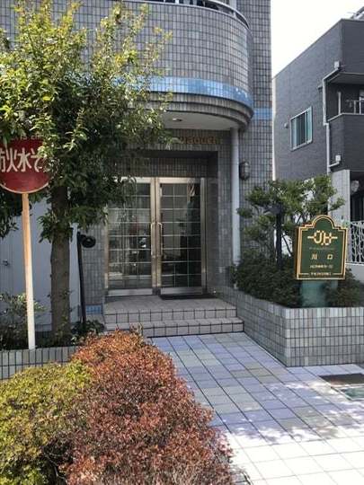 アーバンヒルズ川口のエントランス