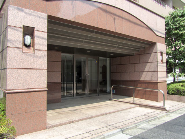 高田馬場パークハウス1番館のエントランス