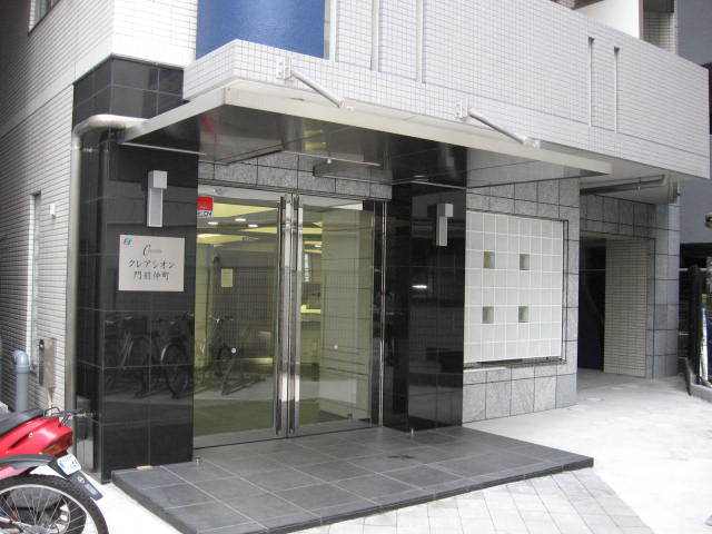 クレアシオン門前仲町のエントランス