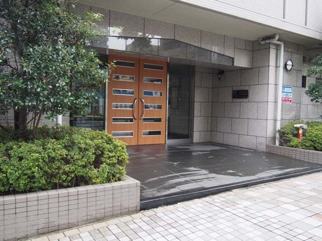 スカイコート日本橋浜町第3のエントランス