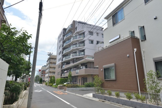 ライオンズマンション新小岩中央の外観