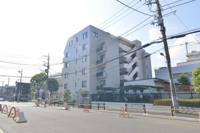 コスモ新小岩親水公園の外観