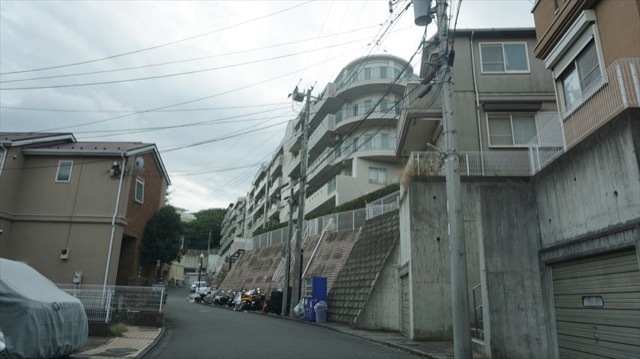 ヒューマンスクエア鷺沼東の外観